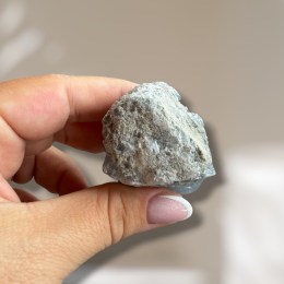 celestin-surovy-mineral-110-46-g-03