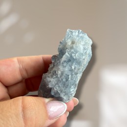 celestin-surovy-mineral-122-81-g-03