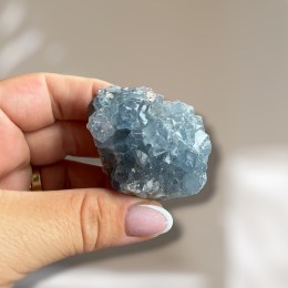 celestin-surovy-mineral-123-69-g-01