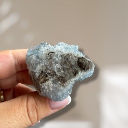 celestin-surovy-mineral-135-51-g-03
