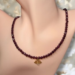 granat-fazetovany-nahrdelnik-44-cm-o-gul-4-mm-01