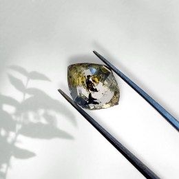herkimer-marmarossky-diamant-s-petroleumom-surovy-0-43g-02