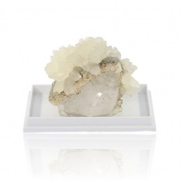 kalcit-kremen-dolomit-pyrit-zbierkovy-mineral-48-68g-02