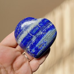 lapis-lazuli-srdce-hmatka-195-g-v-6-6-cm-02