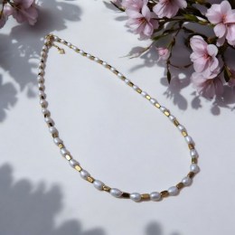 perly-sladkovodne-nahrdelnik-s-hematitovymi-komponentami-42-5-2-5-cm-o-perly-4x6-mm-01