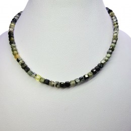 prehnit-fazetovany-nahrdelnik-choker-40-cm-o-gul-3x3-mm-05