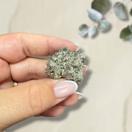 pyrit-surovy-kamen-25-11-g-03