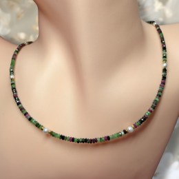 rubin-v-zoisite-fazetovany-hematit-pokoveny-perla-nahrdelnik-41-5-2-cm-o-gul-2x1-mm-05